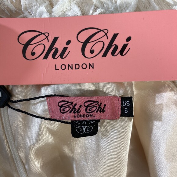 Modcloth Chi Chi London Eyes On The Bride Creme Embroidered Floral Dress Size 6 - Picture 6 of 9